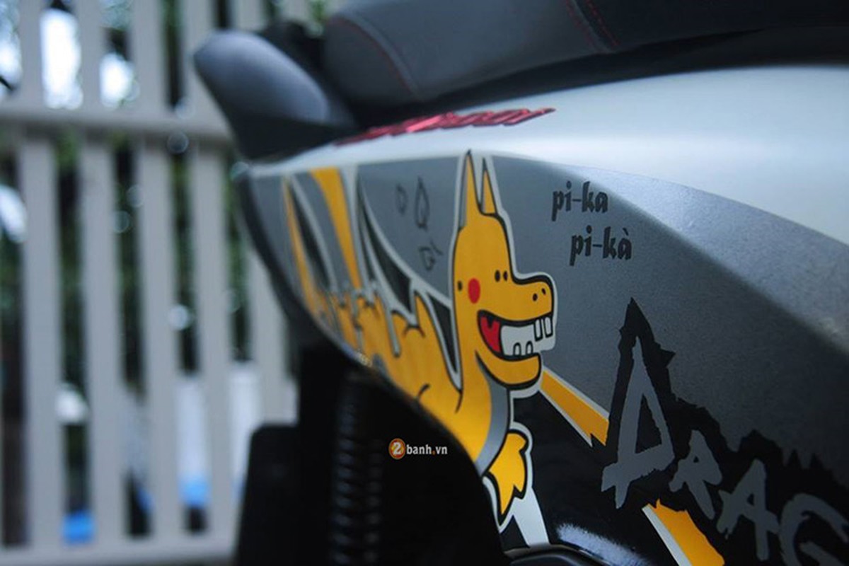 Ngam Honda SH300 do rong Pikachu Hai Phong don Tet-Hinh-4